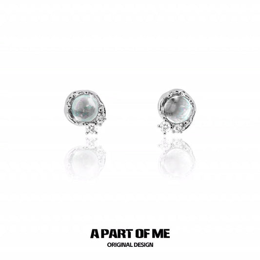 Fantasy Series 18K Platinum Plating Moonstone Stud Earrings