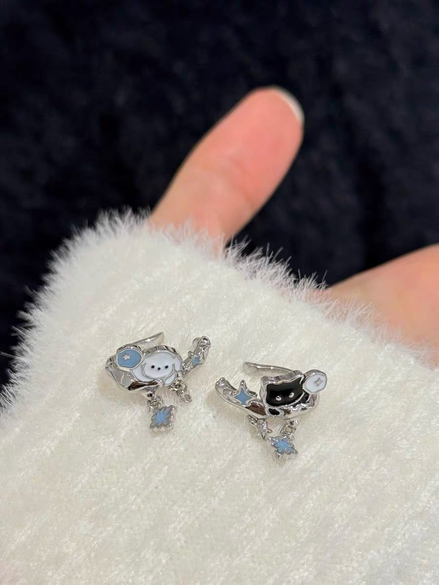 Snowy Black Cat & White Dog 18K Platinum Plating Ear Cuffs