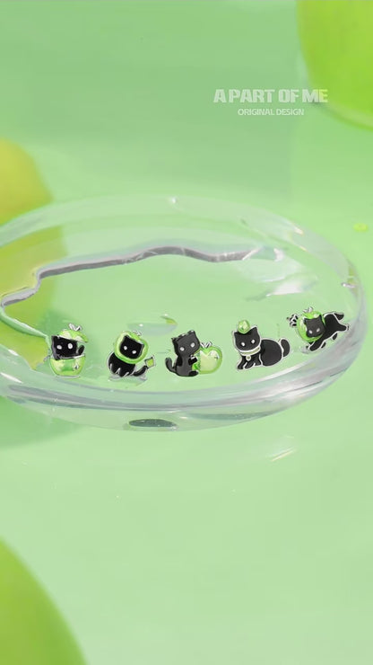 Apple Cat 18K Platinum Plating Black Cat & Green Apple Stud Earrings